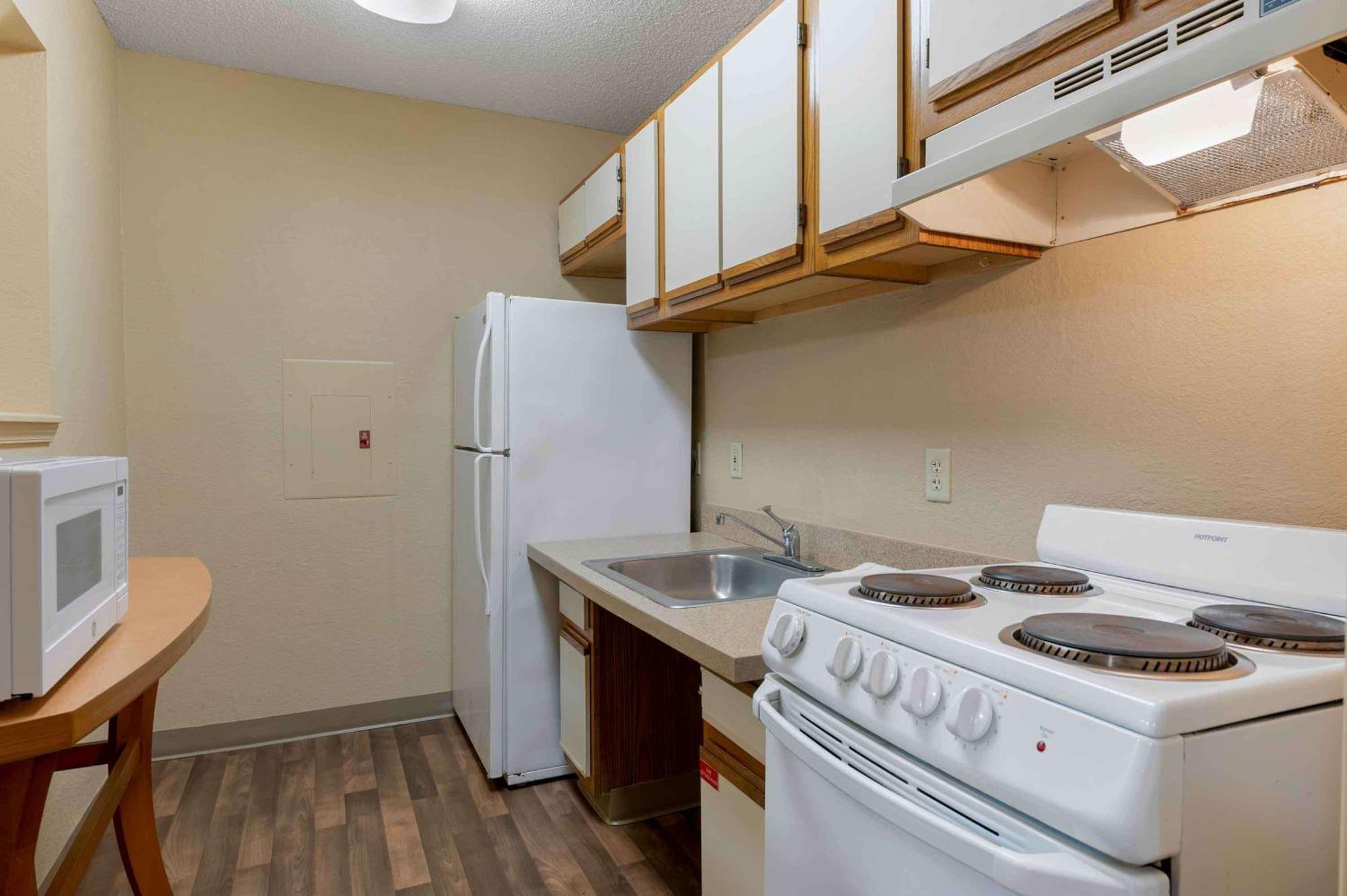 Extended Stay America Suites - Raleigh - North Raleigh - Wake Towne Dr Bagian luar foto