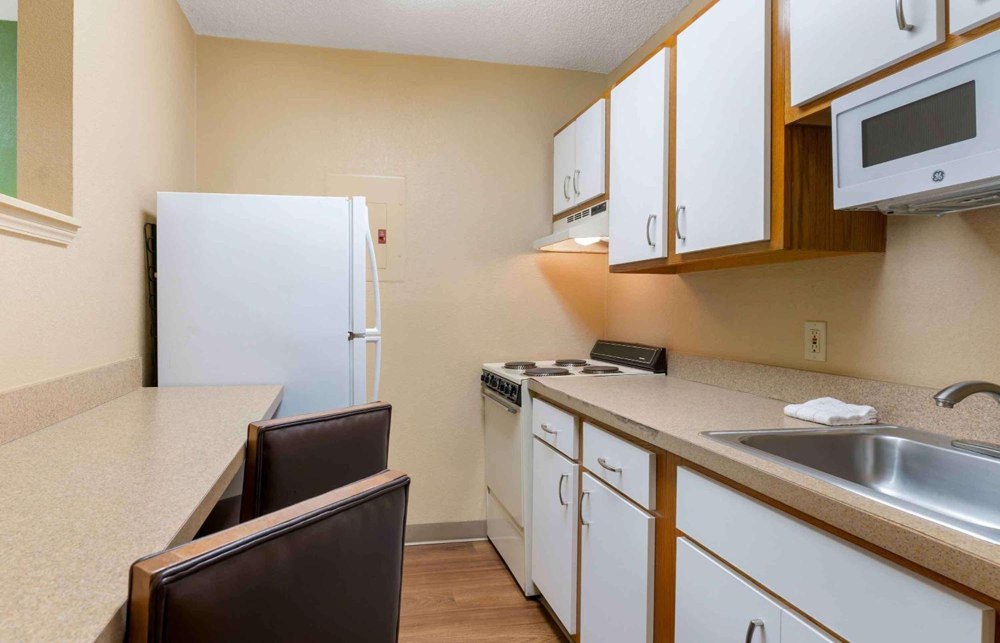 Extended Stay America Suites - Raleigh - North Raleigh - Wake Towne Dr Bagian luar foto
